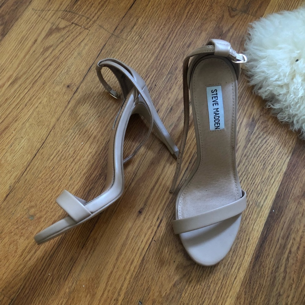 Nude Barely There Pumps